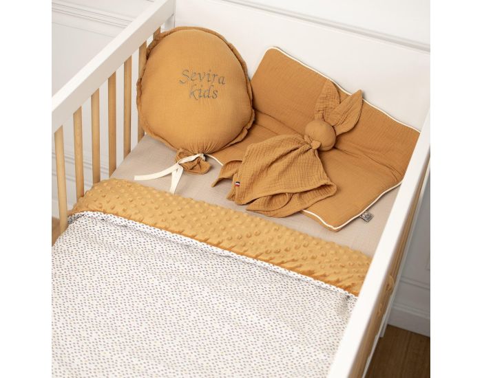 SEVIRA KIDS Couverture Rversible en Minky Lior - Camel Face 1 : 100% coton, Face 2 : velours minky polyester (1)